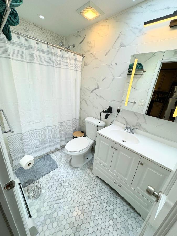 The Waltham Private Room & Bathroom John F Kennedy Jfk Lga Airport Manhattan Penn Station Bullet-Train 15 Min New York Eksteriør bilde