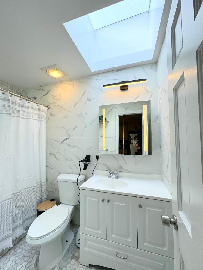 The Waltham Private Room & Bathroom John F Kennedy Jfk Lga Airport Manhattan Penn Station Bullet-Train 15 Min New York Eksteriør bilde